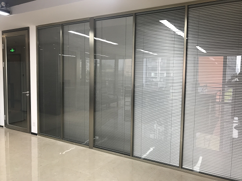 博韻貿易智慧城辦公室隔斷案例